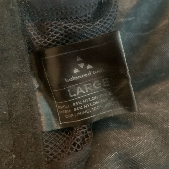 Balanced Tech Bra - Picture 4 of 4